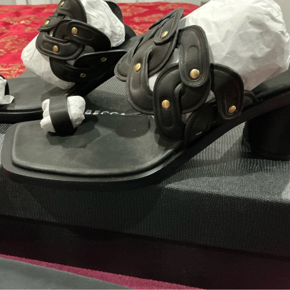 Rebecca Minkoff studded toe loop woman’s sandal - Picture 9 of 11
